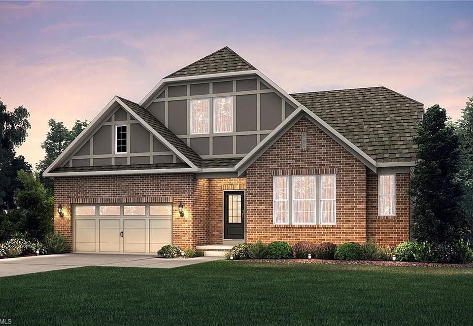 1st image of 321 Lake Victoria Ct