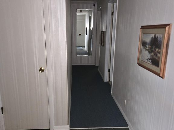 3rd image of 812 W 14th St