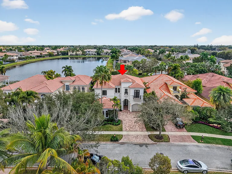 17921 Villa Club Way — Photo 50