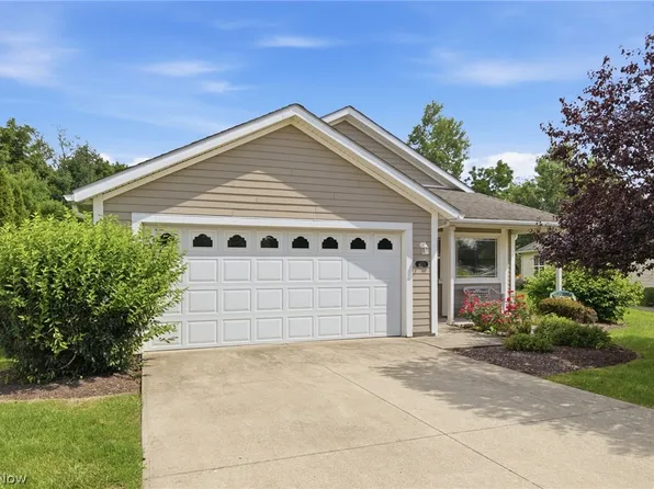 4973 Kennebank Ln, Medina, OH 44256