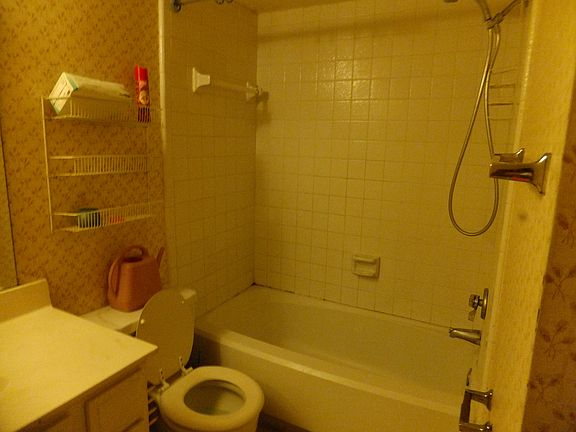 2nd image of 6606 De Moss Dr APT 1711