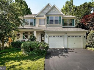 11214 Winding Brook Ln, Germantown, MD 20876