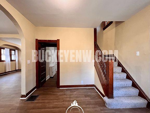 2nd image of 1118 Starr Ave