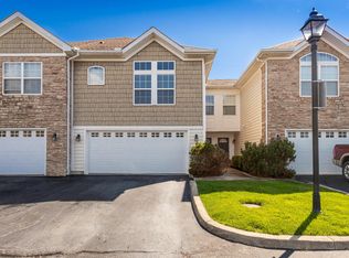 5692 Albany Reserve Dr, Westerville, OH 43081