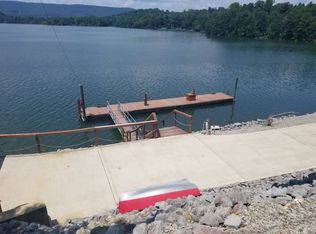 160 Holiday Point Dr, Spring city, TN 37381