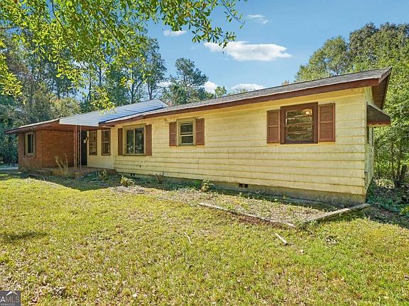 2nd image of 5741 Liberty Rd
