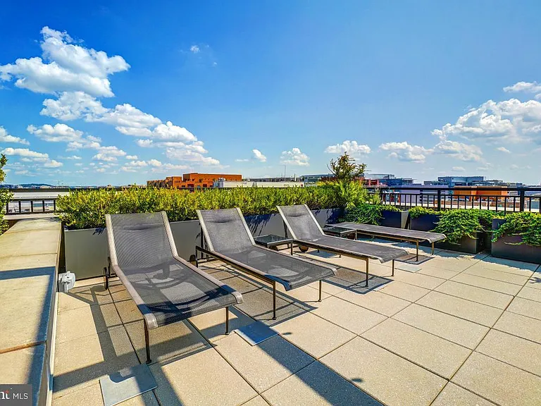 1011 M St NW — Photo 16
