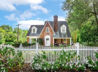 72 Dosoris Way, Glen Cove, NY 11542