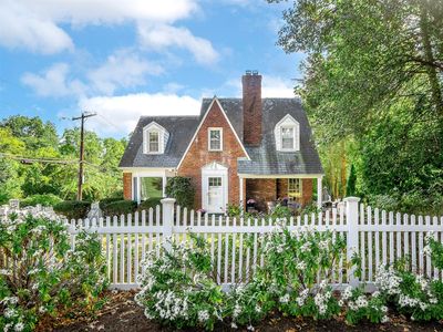 72 Dosoris Way, Glen Cove, NY, 11542