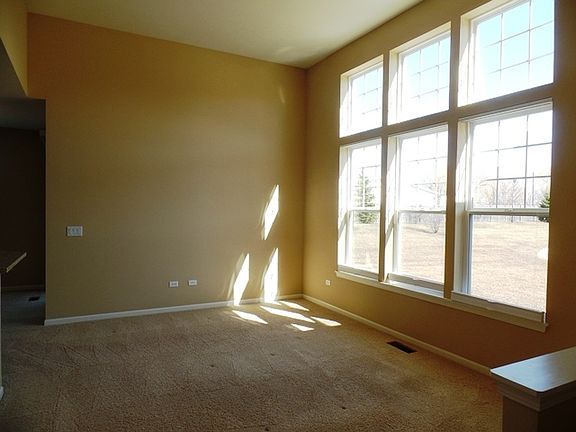 3rd image of 2655 Barrington Cir #2655