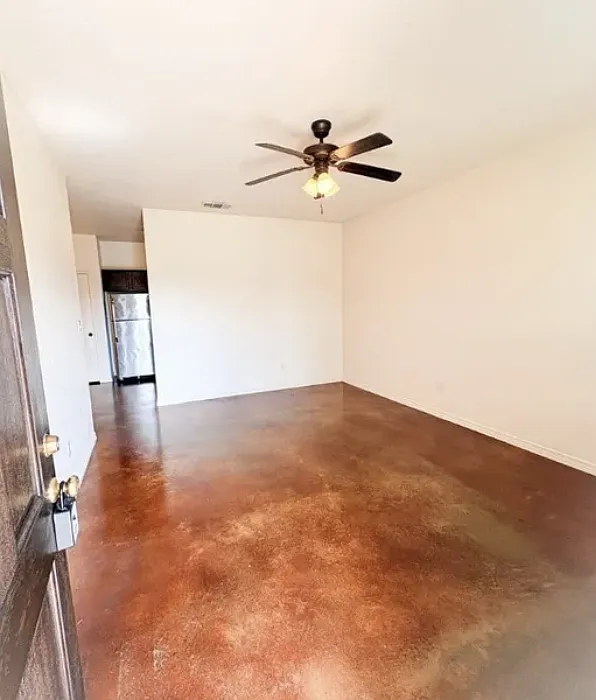 3 bed, 2.0 bath, 1315 sqft, $1,400 — Photo 2