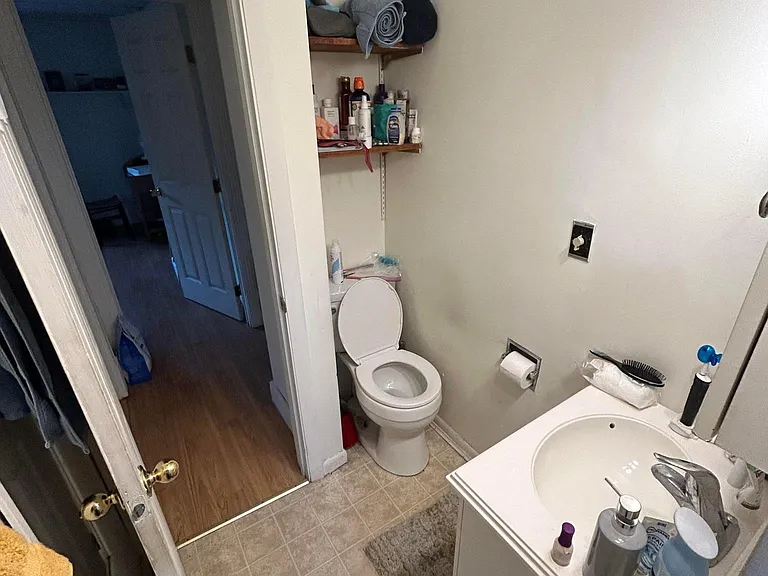 95 N Willard St — Photo 13