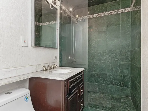 1175 York Avenue image 8 of 11