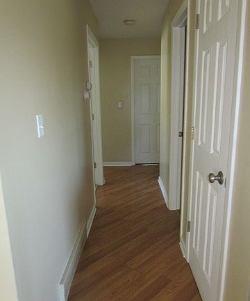 4th image of 1325 N Park Dr