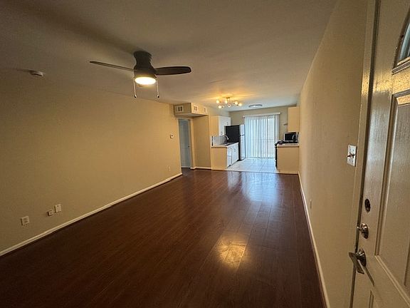 5th image of 109 Avondale St #18