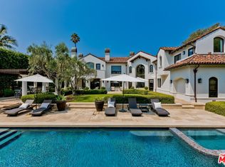 2134 La Mesa Dr, Santa Monica, CA 90402