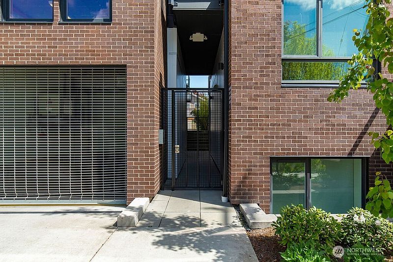 3rd image of 1601 N 45th Street #214