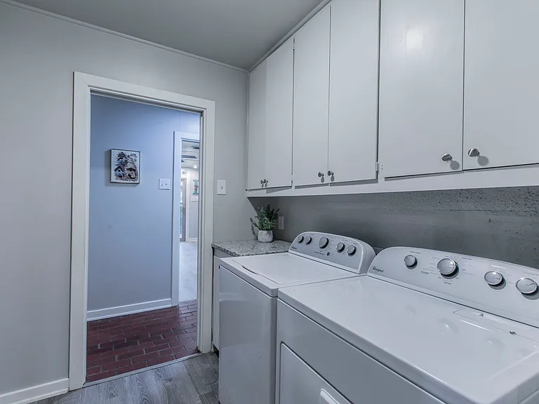 2518 Marlandwood Rd — Photo 31