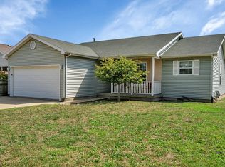 224 N Van Buren Ave, Bradley, IL 60915