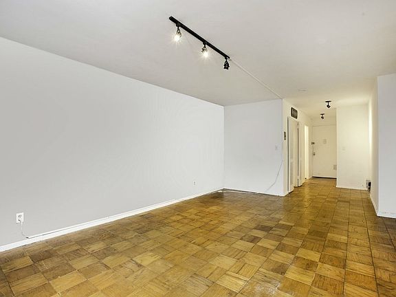 4th image of 7 E 14th St APT 225