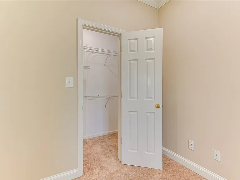 3659 Bay Point — Photo 2