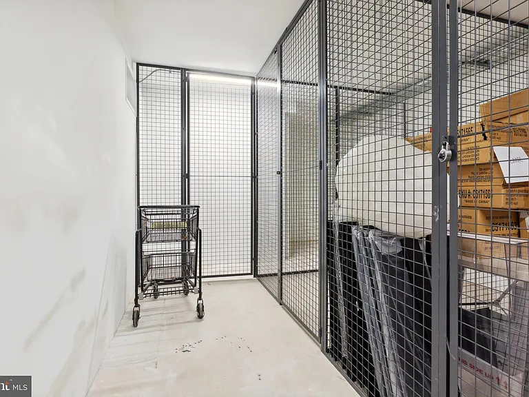815 King St #3D — Photo 22