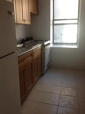 Rented by PMG Real Estate  | media 18