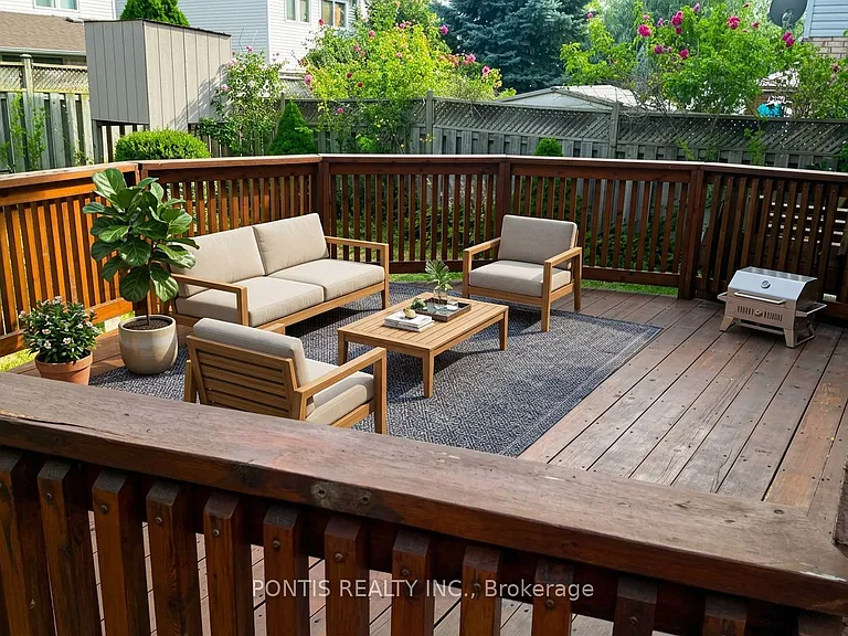 2538 Raglan Ct — Photo 15