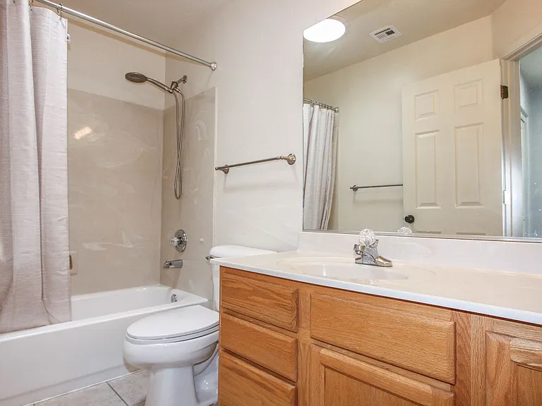 1123 Leaf Ln — Photo 7