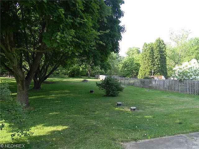 2nd image of 1871 Greensburg Rd