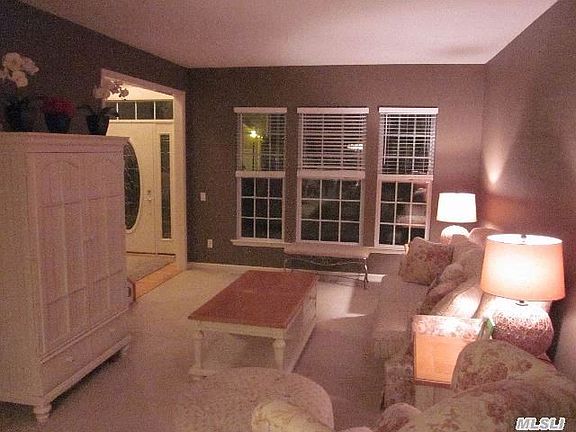 3rd image of 17 Parklands Ct