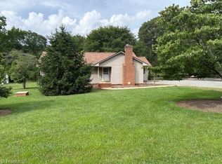 1942 Brier Ln, Graham, NC 27253