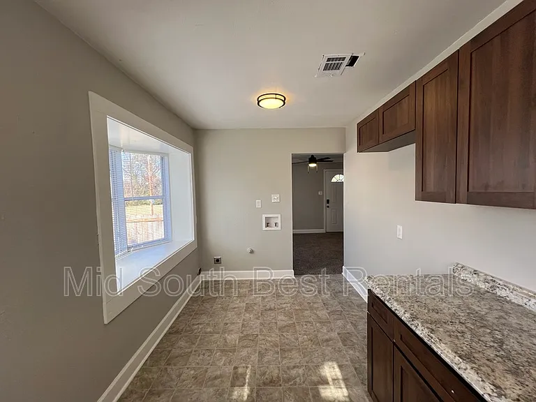 2193 Piedmont Ave — Photo 6
