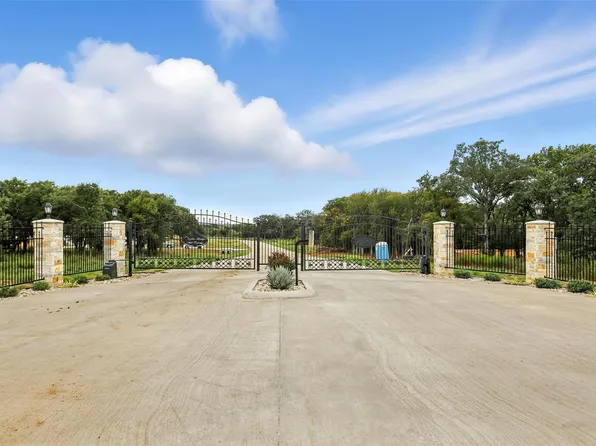 1600 Private Access #60200, Burleson, TX 76028