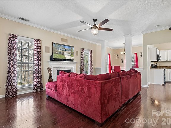 4th image of 12640 Cardinal Point Rd