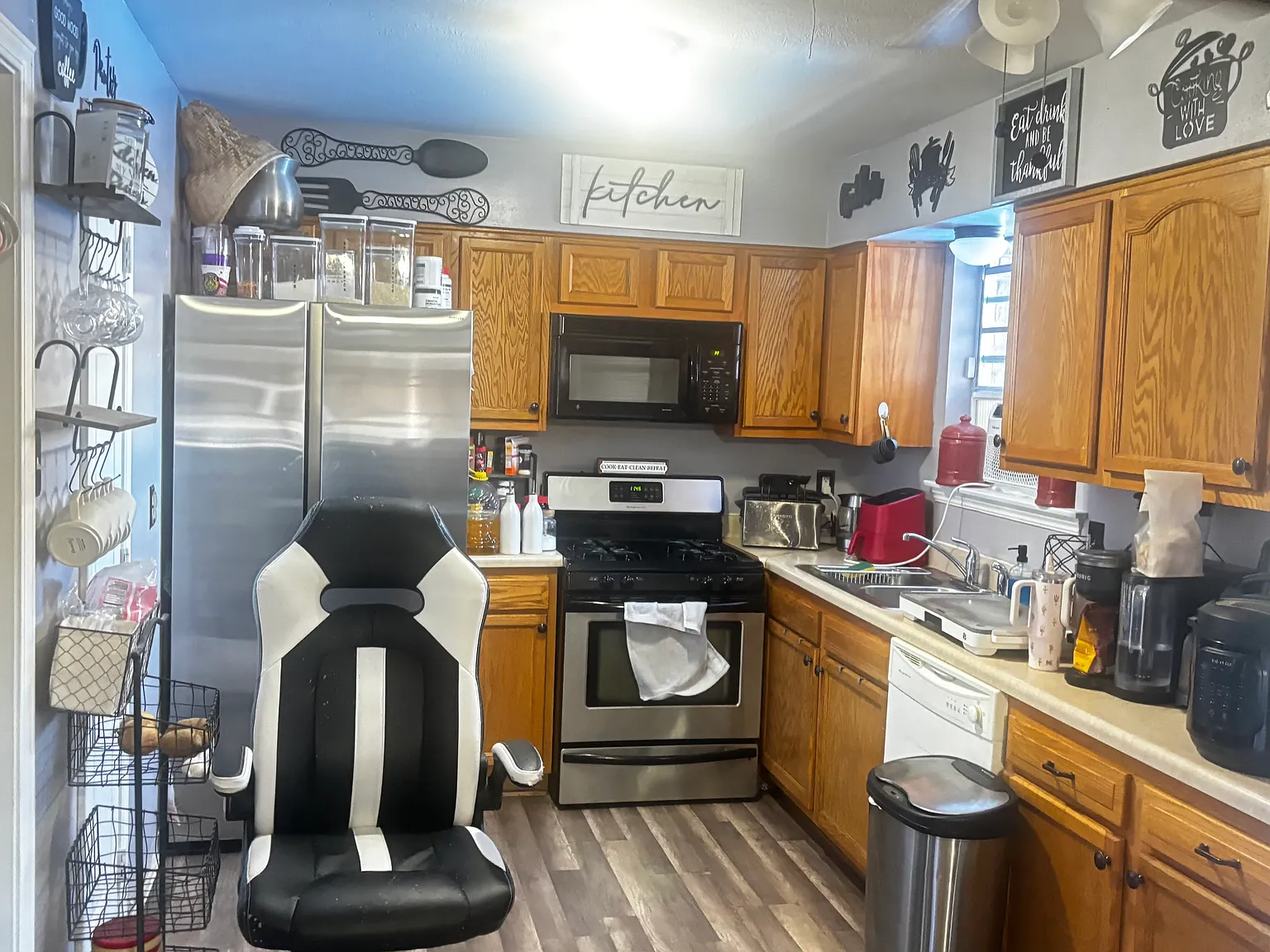 2 bed, 900 sqft, $1,395 — Photo 3