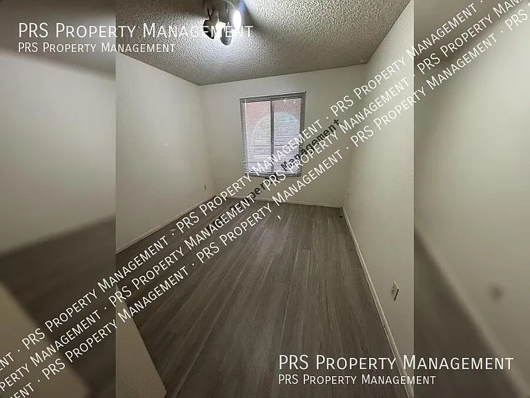 5309 S River Dr — Photo 12