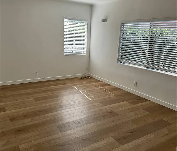 1034 Law St #6 — Photo 6