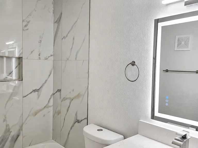 430 Gaviota Ave #203 — Photo 9