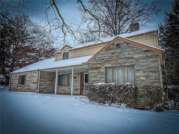 125 Sharon Dr, Butler, PA 16001