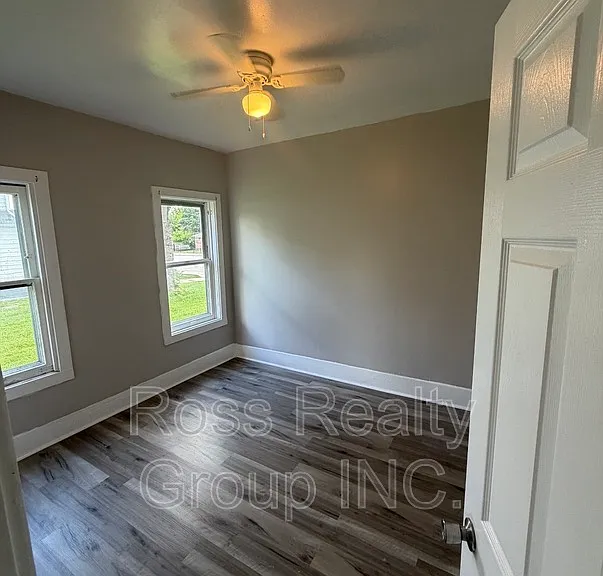 2752 Monroe St — Photo 5
