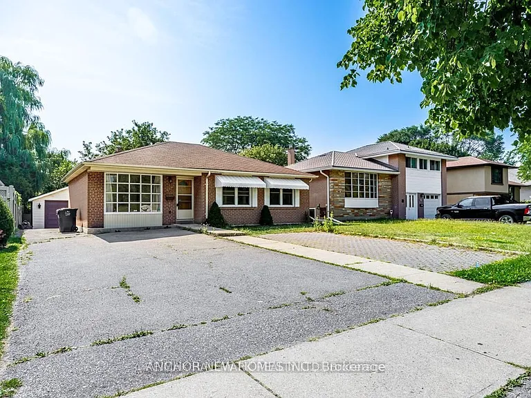 2112 Truscott Dr #MAIN — Photo 1