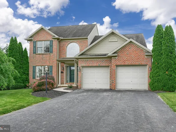 70 Skyline Ct, Gettysburg, PA 17325