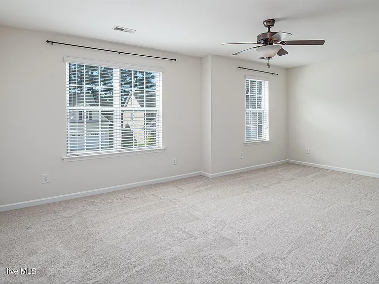 808 Jade Ln — Photo 27