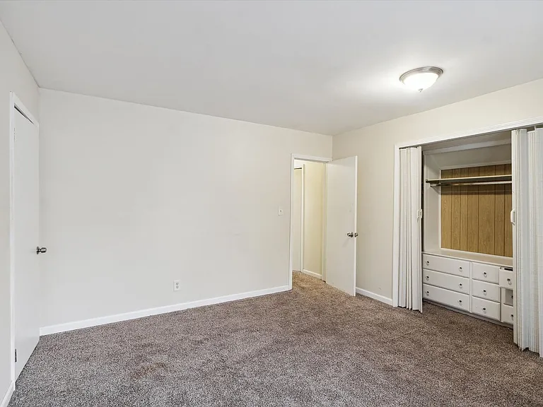 10010 Bramell Franklin D Roosevelt — Photo 8