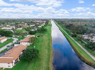 102 S Laurel Dr, Margate, FL 33063