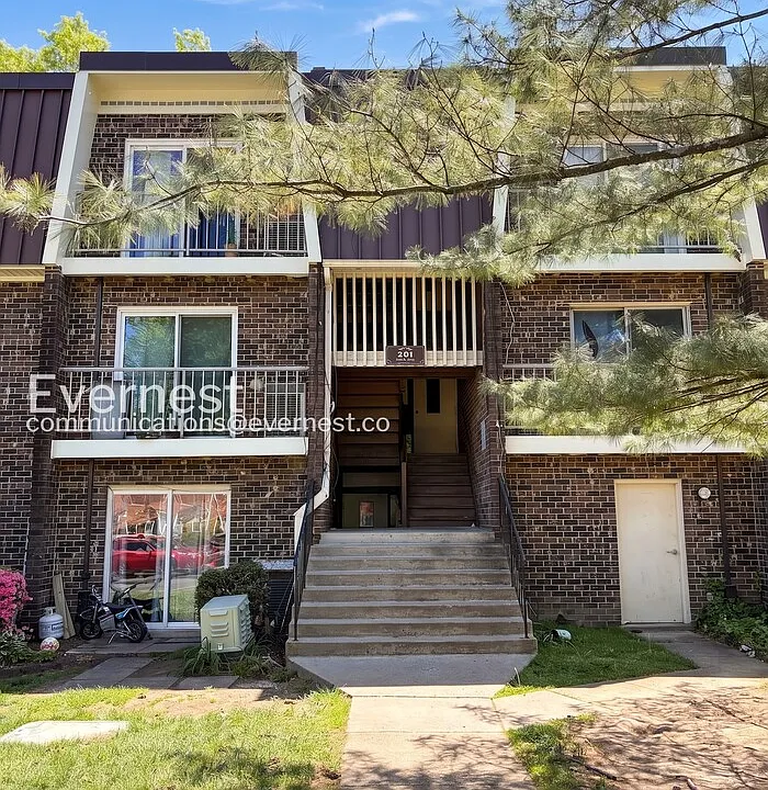 201 N Emory Dr #4
