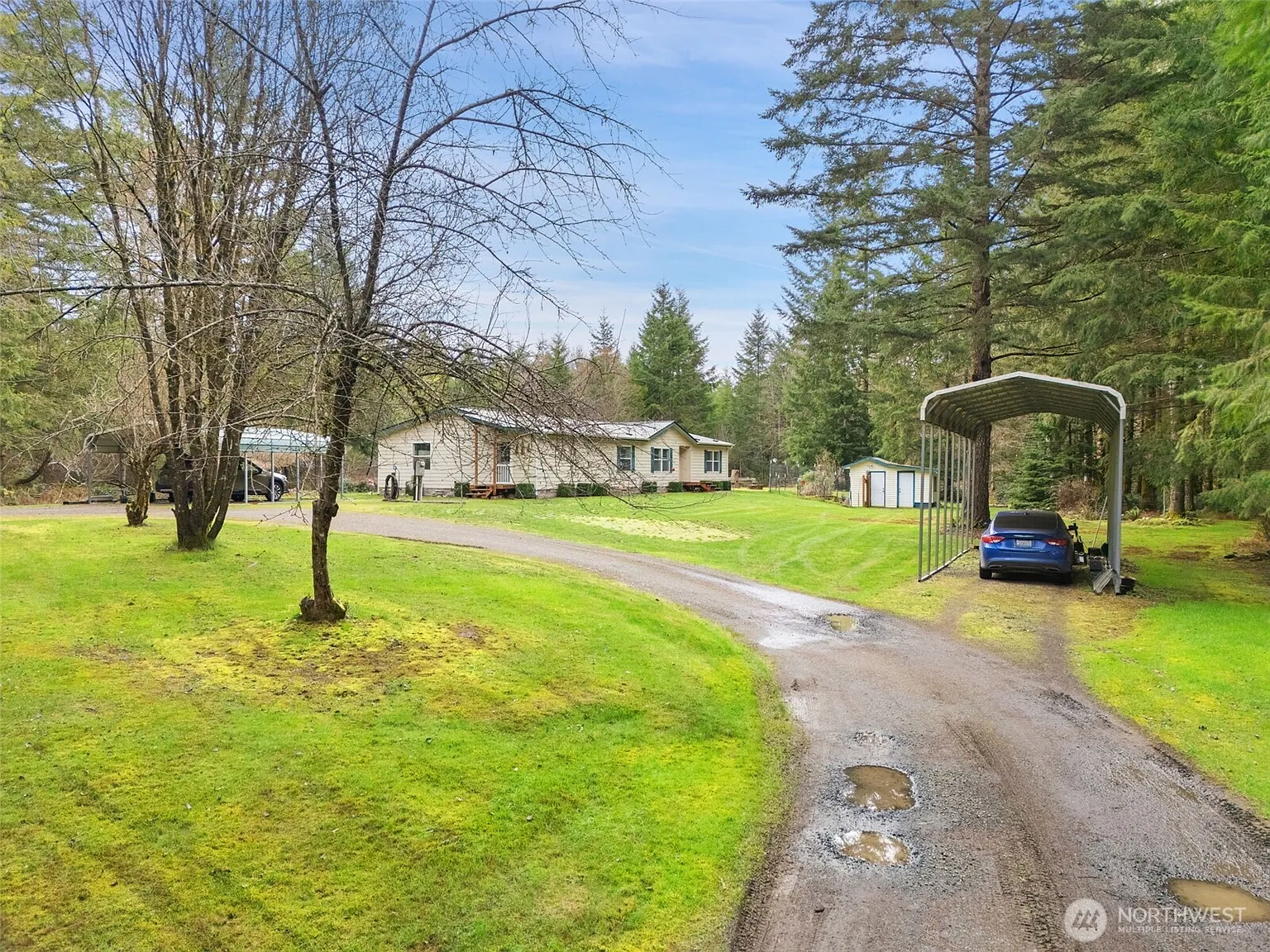 320 E Rivendell Road photo 1