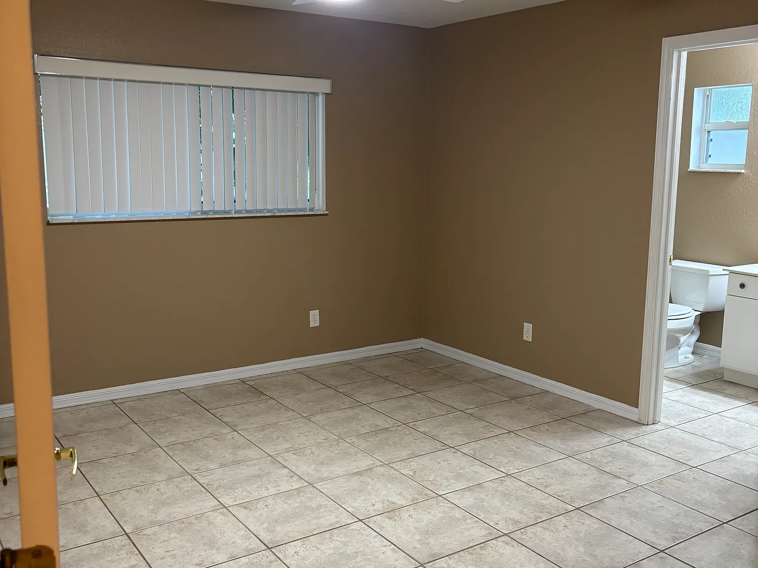 3 bed, 1300 sqft, $1,695 — Photo 3