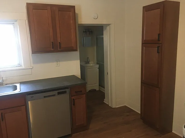 372 Cliff Mine Rd #1 — Photo 2